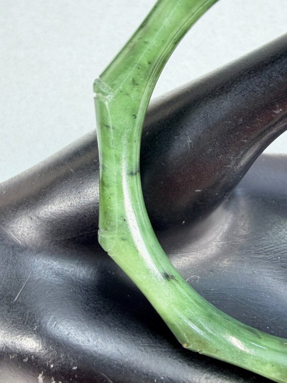 Vintage Green Jade Bamboo Carved Bangle Bracelet Natural Stone 7.3/4" - Picture 5 of 8